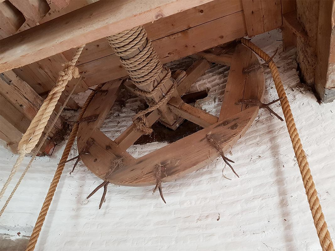 13, Molen 01869 De Vos / Heense Molen (Heensche Molen), Pieter Zuijkerbuijk (18-5-2019) | Database Nederlandse molens