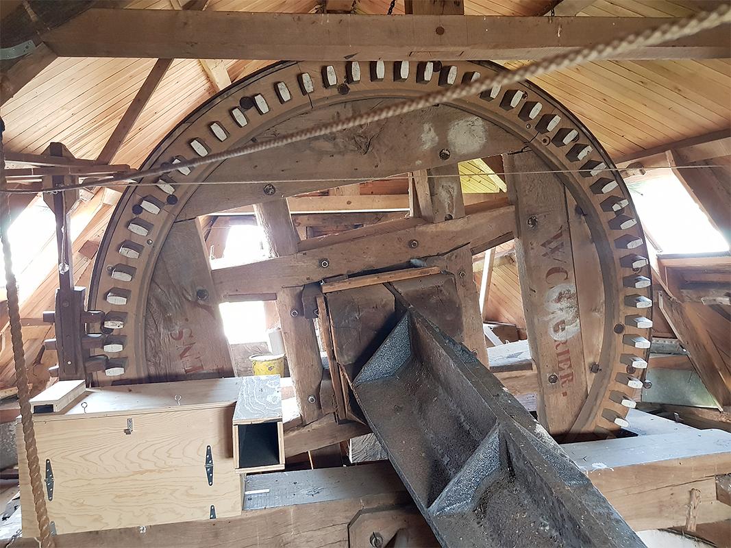 18, Molen 01869 De Vos / Heense Molen (Heensche Molen), Pieter Zuijkerbuijk (18-5-2019) | Database Nederlandse molens