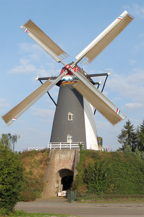 Molen 00179 Sint Victor (Heeze), Gerard Sturkenboom (24-9-2016) | Database Nederlandse molens