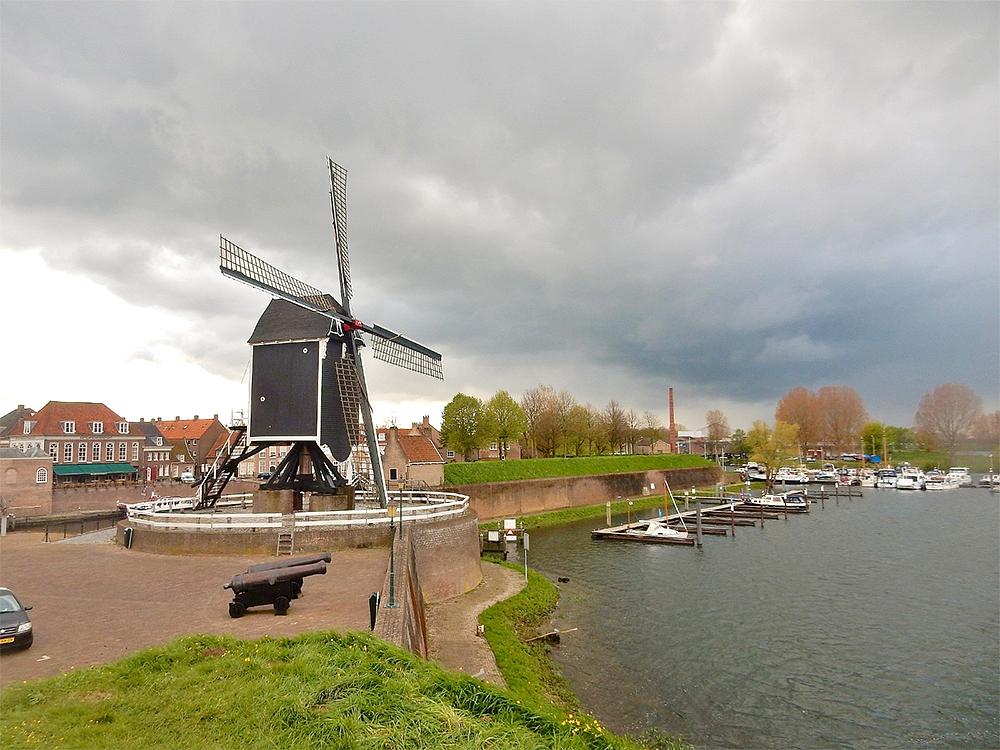 2, Molen 10006 Nr. I (Heusden), Tony Hop (27-4-2016) | Database Nederlandse molens