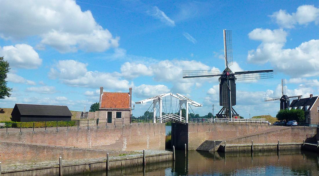 3, Molen 10006 Nr. I (Heusden), Roelof Kluijtmans (1-9-2012) | Database Nederlandse molens