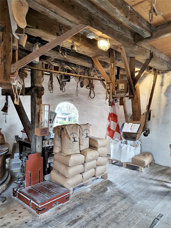 13, Molen 02523 De Doornboom (Hilvarenbeek), Pieter Zuijkerbuijk (4-1-2020) | Database Nederlandse molens