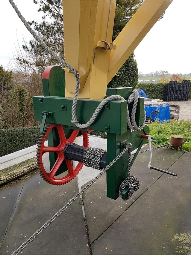 6, Molen 02651 De Toekomst (Hoeven), Pieter Zuijkerbuijk (9-6-2019)Nieuwe kruilier (2018). | Database Nederlandse molens