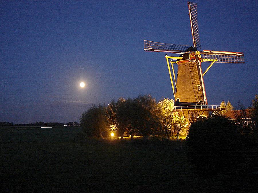 4, Molen 02591 Zeldenrust (Hooge Zwaluwe), Ramon Harmsen (4-12-2012) | Database Nederlandse molens