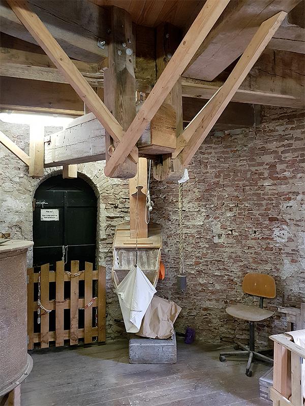 9, Molen 02591 Zeldenrust (Hooge Zwaluwe), Pieter Zuijkerbuijk (16-3-2019) | Database Nederlandse molens