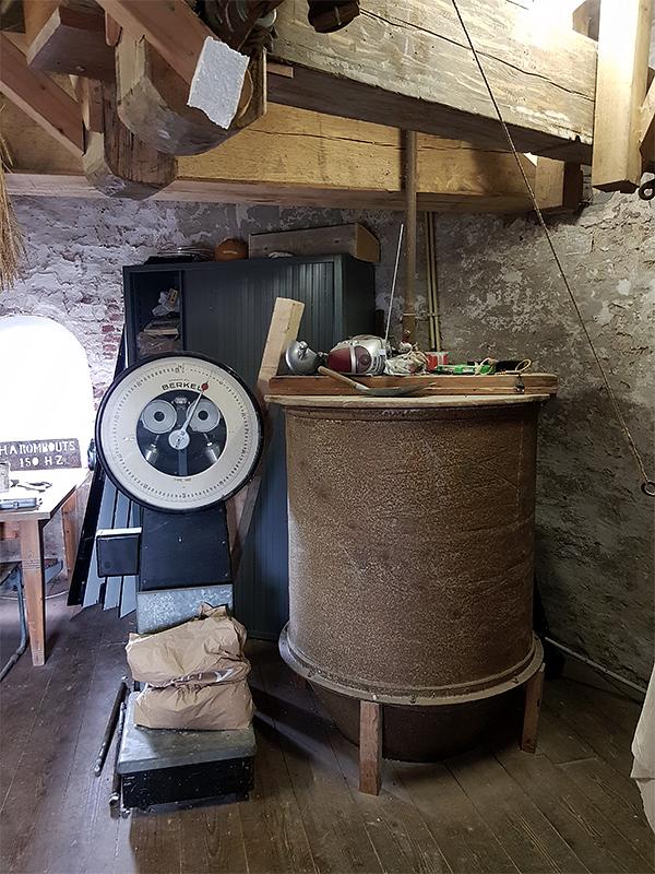 10, Molen 02591 Zeldenrust (Hooge Zwaluwe), Pieter Zuijkerbuijk (16-3-2019) | Database Nederlandse molens