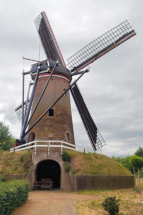 2, Molen 02876 Johanna (Huijbergen), Marijn Kaufman (7-6-2020) | Database Nederlandse molens