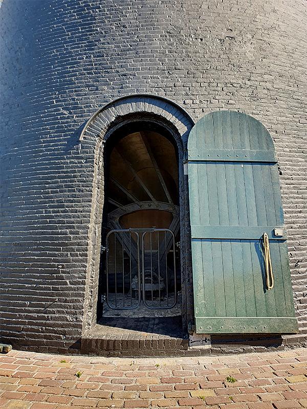 9, Molen 02650 Zwartenbergse Molen (Leur), Pieter Zuijkerbuijk (7-8-2020) | Database Nederlandse molens