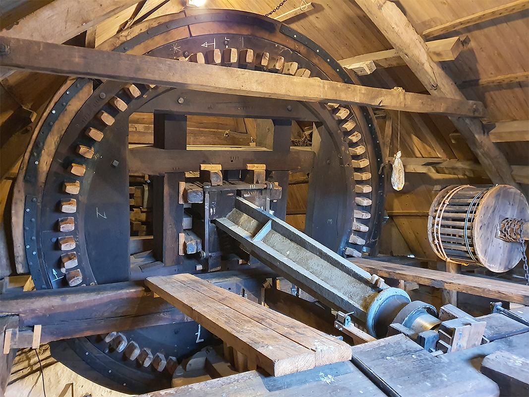 24, Molen 01583 De Volksvriend (Liessel), Pieter Zuijkerbuijk (7-12-2019) | Database Nederlandse molens