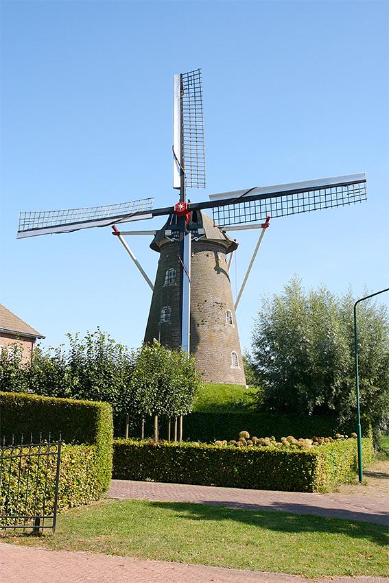 Molen 02476 Zeldenrust (Lith), Ronald Bakker (9-9-2012) | Database Nederlandse molens