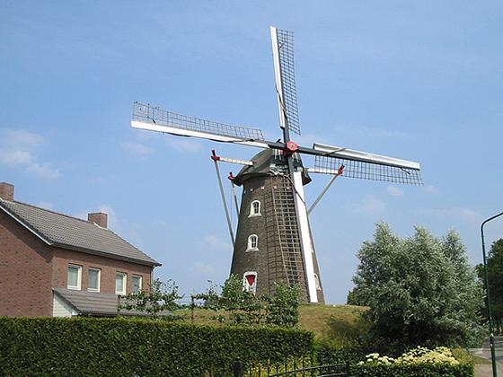 1, Molen 02476 Zeldenrust (Lith), Rob Pols (20-7-2006) | Database Nederlandse molens