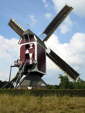 2, Molen 01574 De Oostenwind (Asten), Rob Pols (9-7-2005) | Database Nederlandse molens