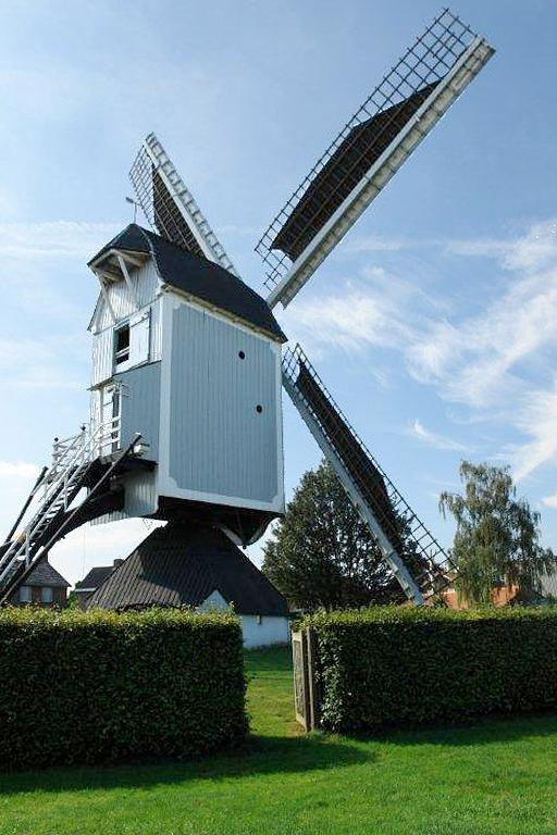 2, Molen 02508 (Naamloos) (Bergeijk), Frits Kruishaar (20-8-2011) | Database Nederlandse molens