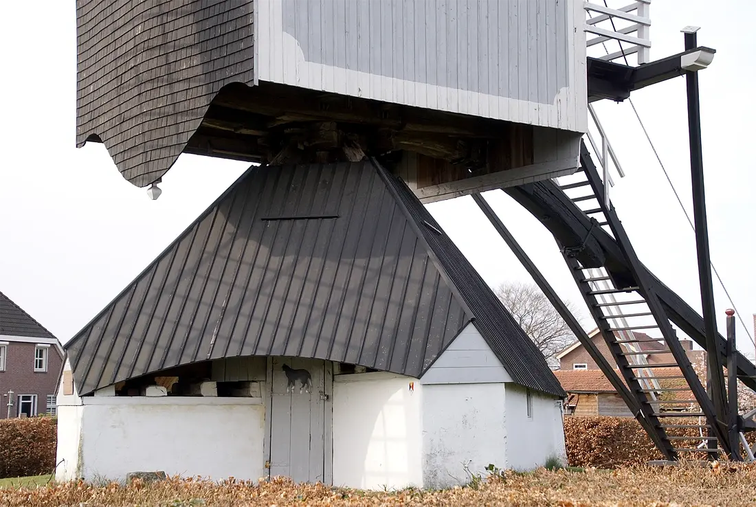 4, Molen 02508 (Naamloos) (Bergeijk), Boukje van Leijen (2-4-2022) | Database Nederlandse molens