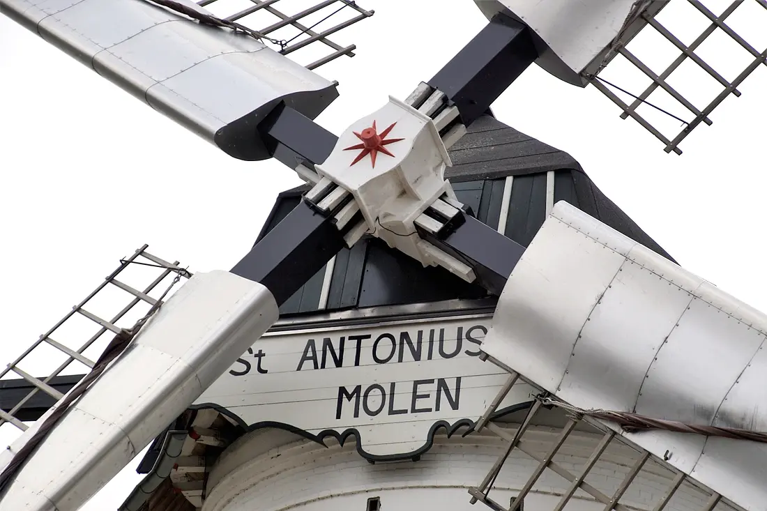6, Molen 05904 Sint Antonius Abt (Borkel), Boukje van Leijen (2-4-2022) | Database Nederlandse molens