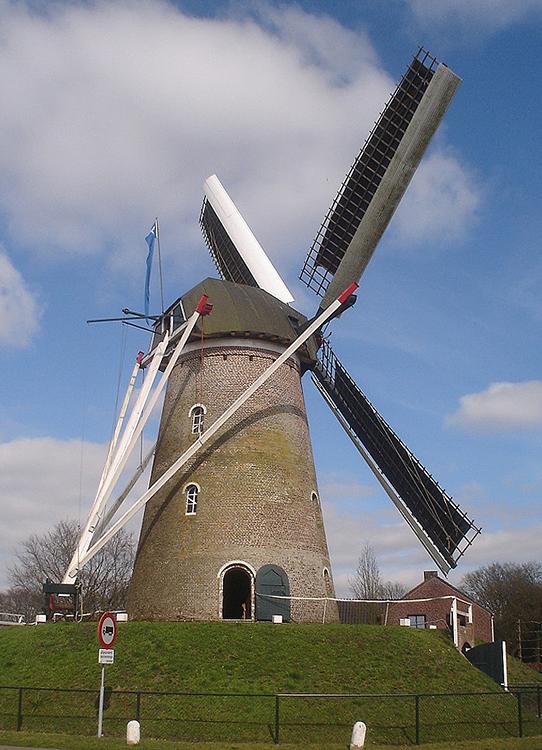 2, Molen 02652 De Heimolen (Rucphen-Bosschenhoofd), Tijdens de Westbrabantse Molendag.  Marcel Stroo (22-3-2015).  | Database Nederlandse molens