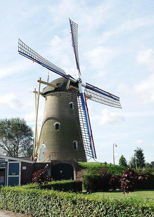 3, Molen 02593 De Hoop (Den Hout), Frits Kruishaar (1-9-2012) | Database Nederlandse molens