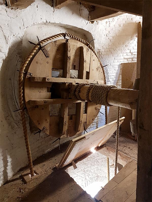 16, Molen 02593 De Hoop (Den Hout), Pieter Zuijkerbuijk (3-2-2019) | Database Nederlandse molens