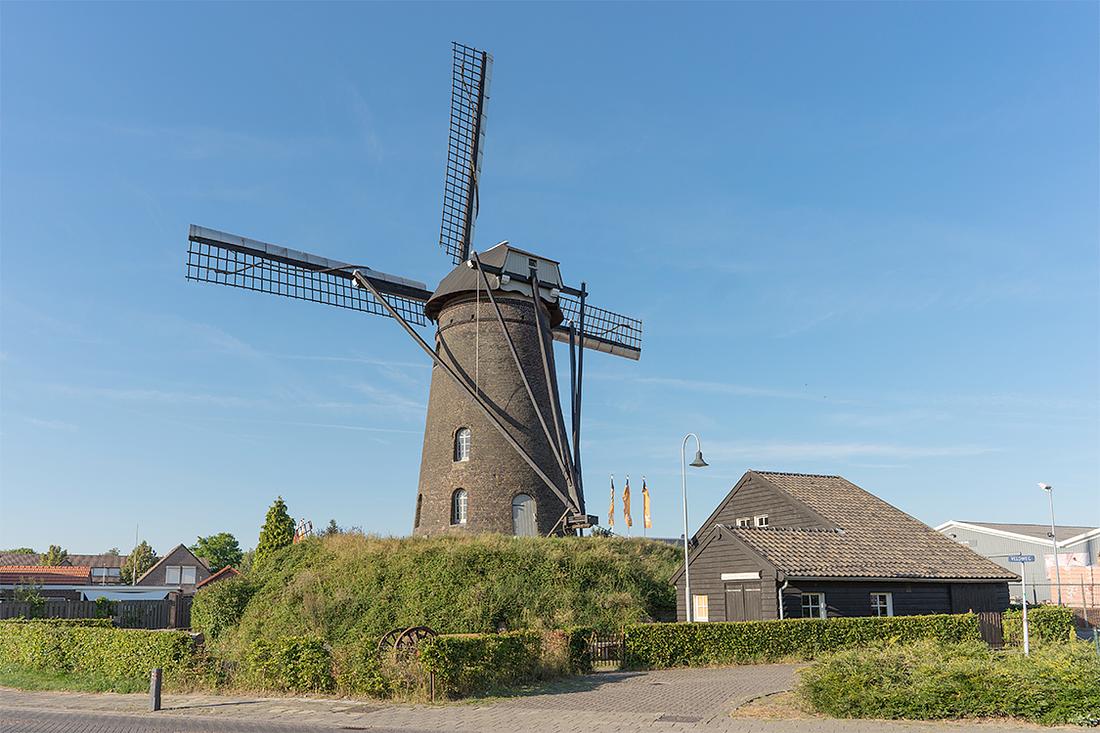 1, Molen 01588 Holten's Molen (Deurne), Marcel van Nies (4-9-2016) | Database Nederlandse molens