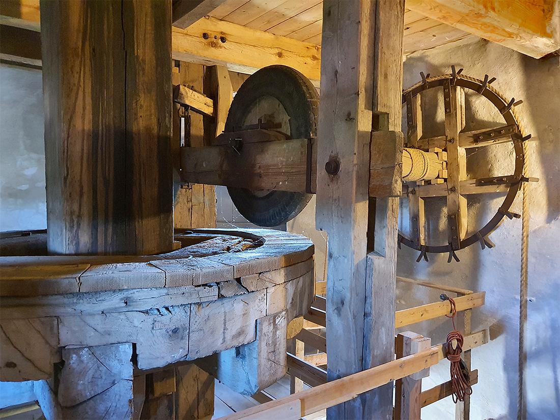 18, Molen 02657 De Onvermoeide (Raamsdonksveer), Pieter Zuijkerbuijk (28-5-2020) | Database Nederlandse molens