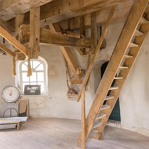 12, Molen 01220 De Nijverheid / v.h. De Raaf (Ravenstein), Marcel van Nies (20-8-2016) | Database Nederlandse molens
