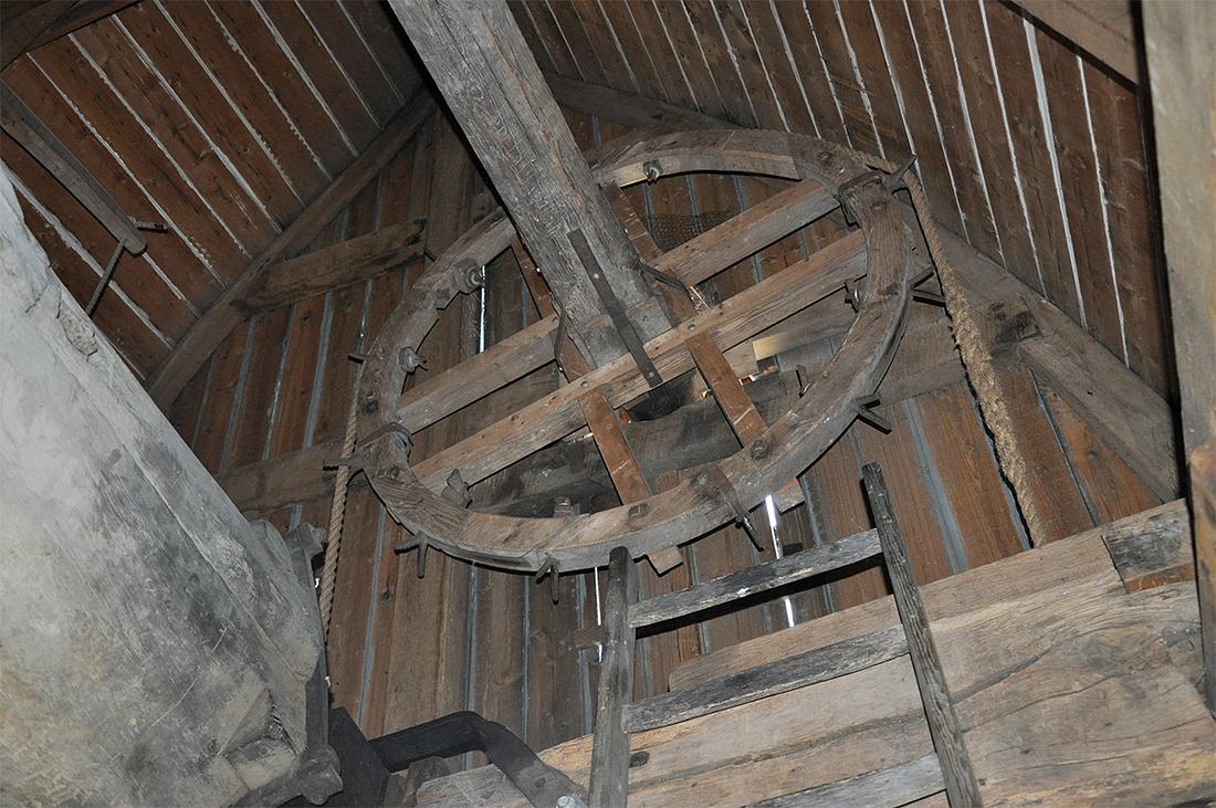 17, Molen 10206 De Hoop (Roosendaal), Jesse Bergquist (1-9-2019)Het gaffelwiel. | Database Nederlandse molens