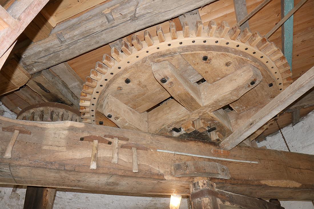 7, Molen 01553 De Pegstukken (Schijndel), Ronald Bakker (12-5-2018)Het spoorwiel. | Database Nederlandse molens
