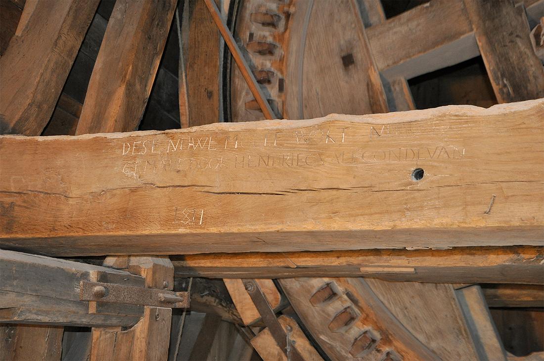 13, Molen 01936 Molen van Jetten (Uden), Jesse Bergquist (18-10-2020)De oudste inscriptie in de molen uit het bouwjaar 1811. | Database Nederlandse molens