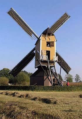 2, Molen 10682 De Neije Kreiter (Volkel), Willem Jans (16-10-2005) | Database Nederlandse molens