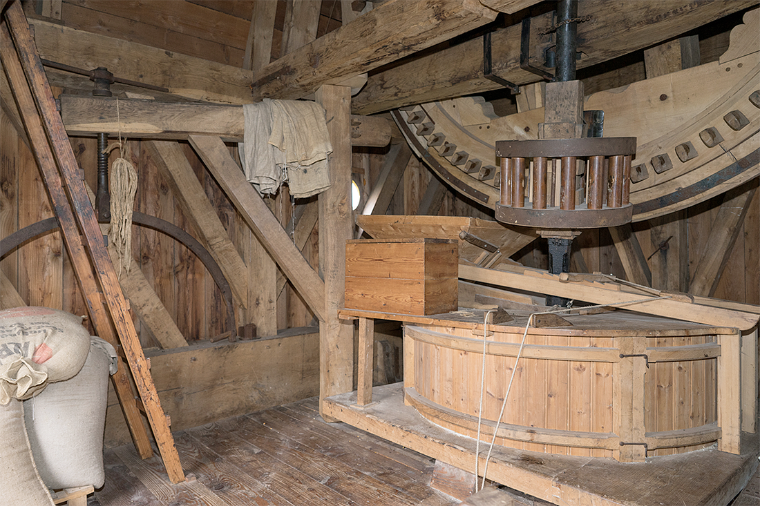 6, Molen 10682 De Neije Kreiter (Volkel), Marcel van Nies (12-11-2016) | Database Nederlandse molens