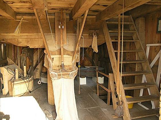 8, Molen 12219 De Hamse Molen / De Ster (Wanroij), Willem Jans (12-3-2006) | Database Nederlandse molens