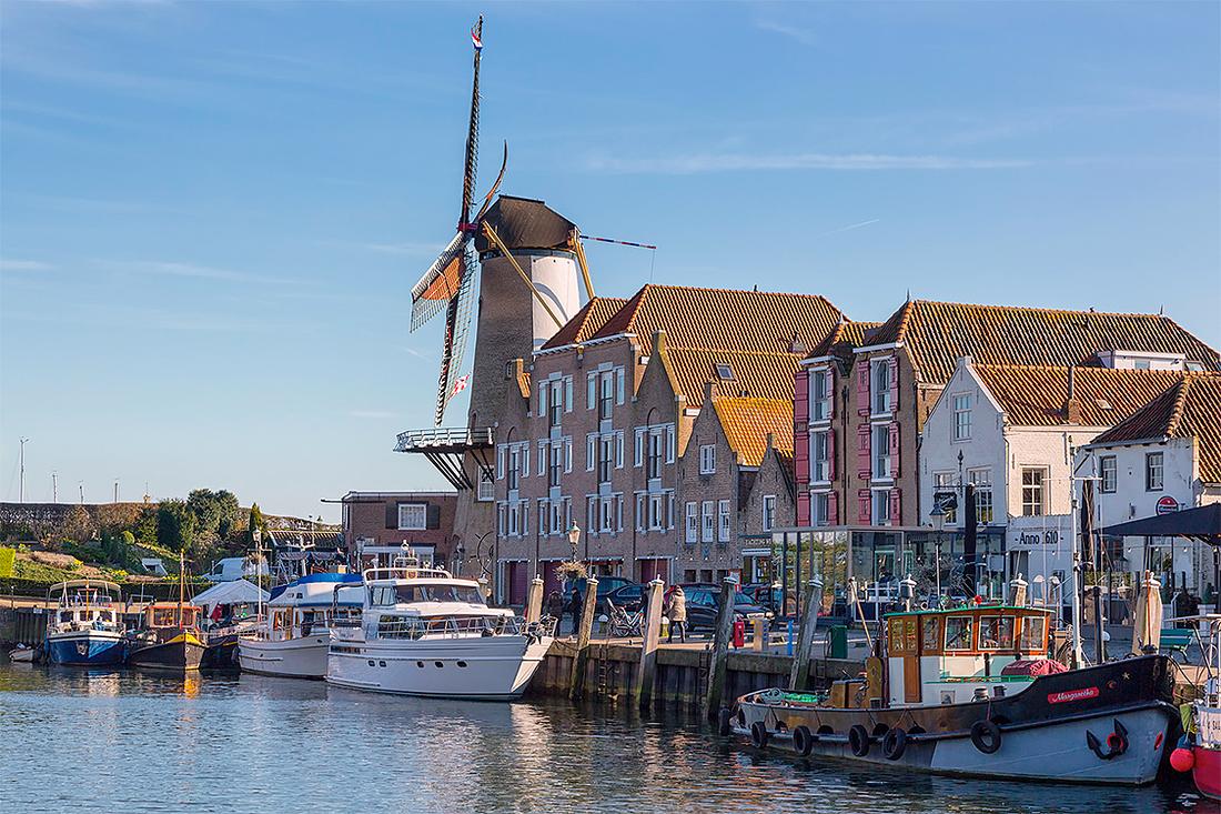 1, Molen 01864 D'Orangemolen (Willemstad), Bram van Broekhoven (22-3-2015) | Database Nederlandse molens
