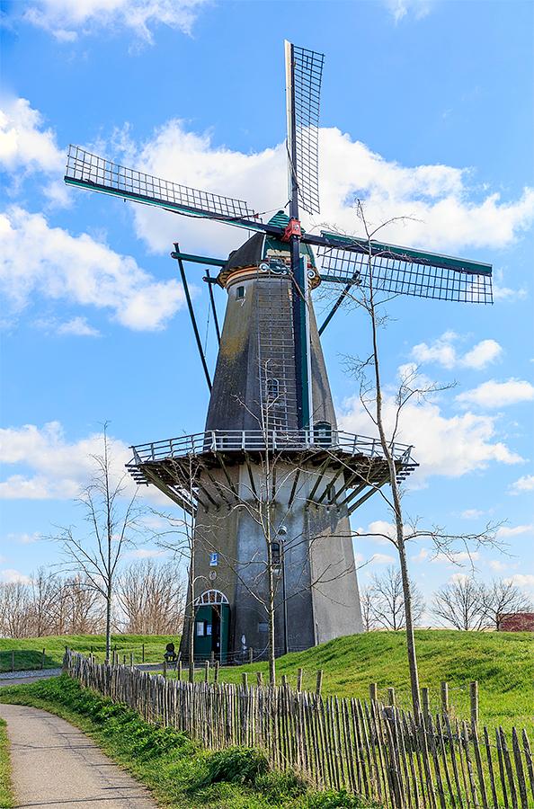 Molen 12235 Nooit Gedagt (Woudrichem), Frank Hendriks (19-3-2021) | Database Nederlandse molens