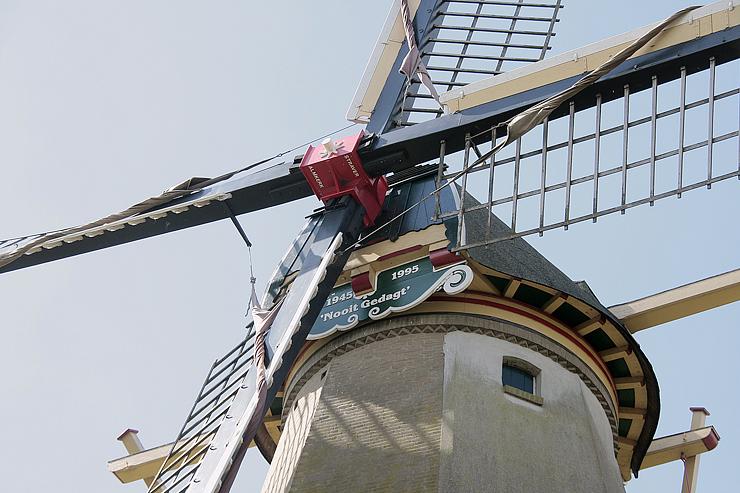 7, Molen 12235 Nooit Gedagt (Woudrichem), Ton Koorevaar (9-6-2011) | Database Nederlandse molens