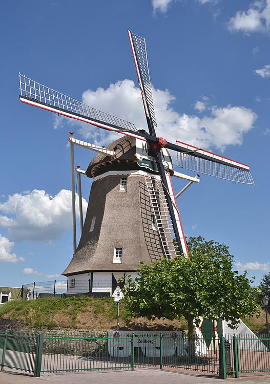 1, Molen 01587 Maria-Antoinette (Deurne), Rob Pols (4-8-2013). | Database Nederlandse molens