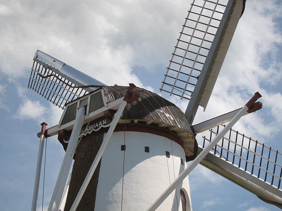 7, Molen 02498 De Adriaan (Meerveldhoven), Thijs Michielsen (20-5-2014). | Database Nederlandse molens