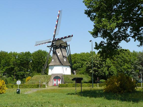 3, Molen 01591 Laurentia (Milheeze), Ton Platvoet (10-5-2008) | Database Nederlandse molens