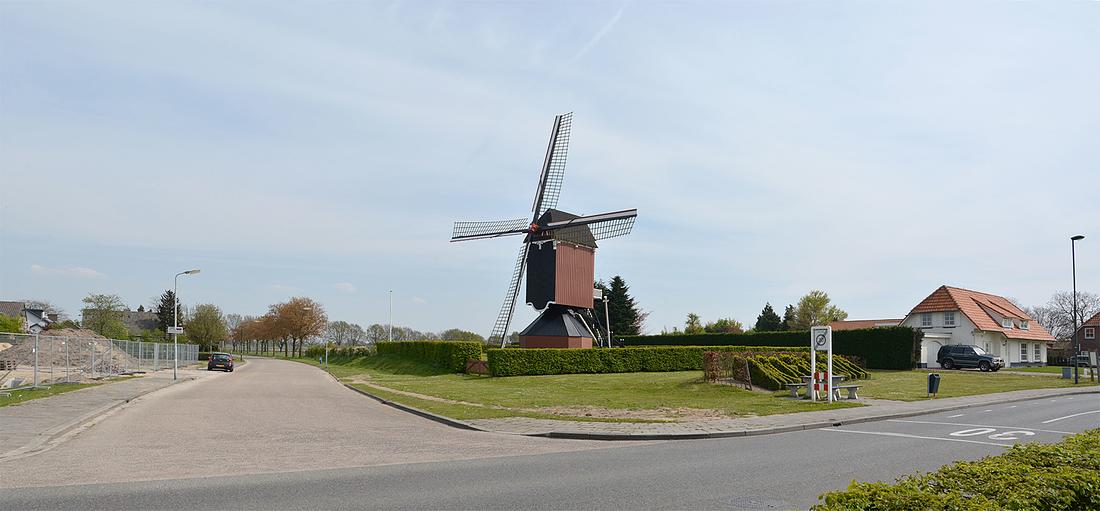 1, Molen 02525 (Naamloos) (Moergestel), Roelof Kluijtmans (2-5-2016) | Database Nederlandse molens