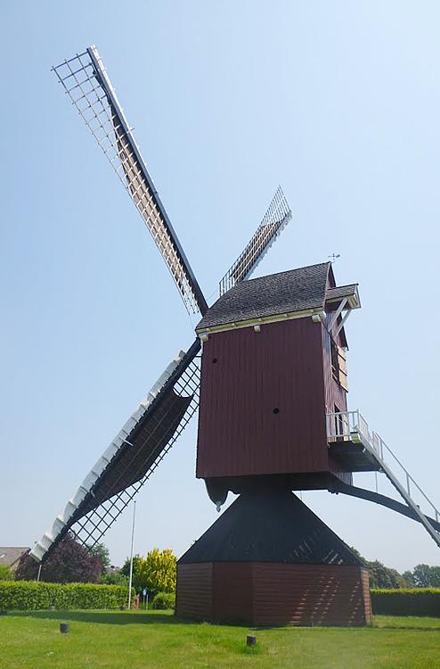 4, Molen 02525 (Naamloos) (Moergestel), Tony Hop (8-6-2013) | Database Nederlandse molens