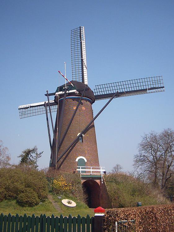 3, Molen 01646 De Twee Vrienden (Bergen op Zoom), Rob Simons (6-4-2006) | Database Nederlandse molens