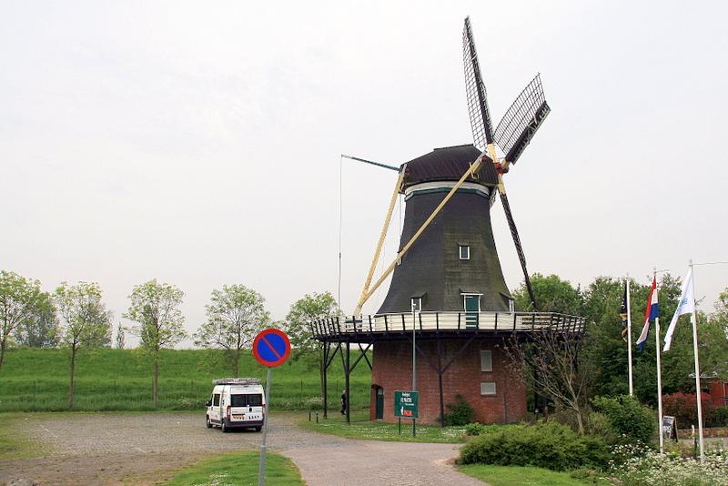 2, Molen 01871 Assumburg (Nieuw-Vossemeer), John Scholte (21-5-2012) | Database Nederlandse molens