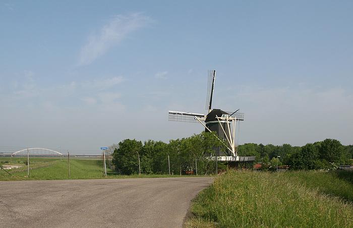 1, Molen 01871 Assumburg (Nieuw-Vossemeer), Ton Koorevaar (7-9-2011) | Database Nederlandse molens