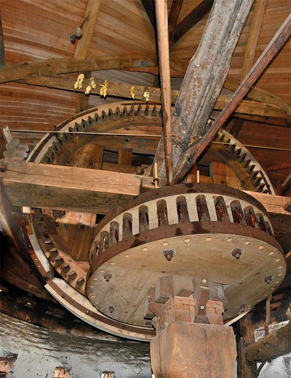 22, Molen 02622 Emma (Nieuwkuijk), Roelof Kluijtmans (10-5-2016) | Database Nederlandse molens