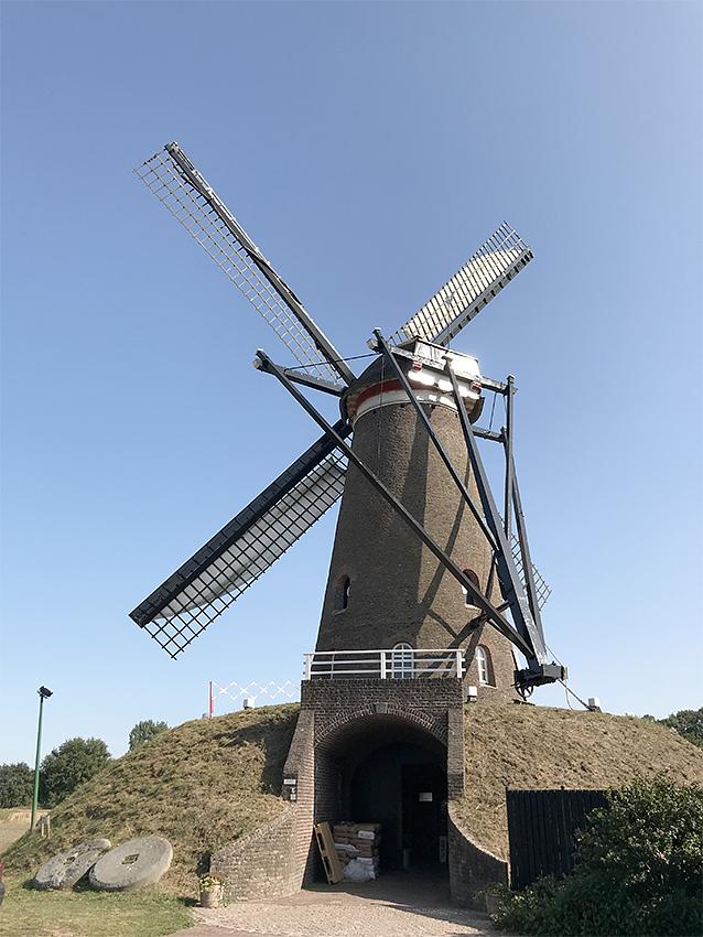 3, Molen 02604 De Roosdonck (Nuenen), Mario Collombon (18-9-2020) | Database Nederlandse molens