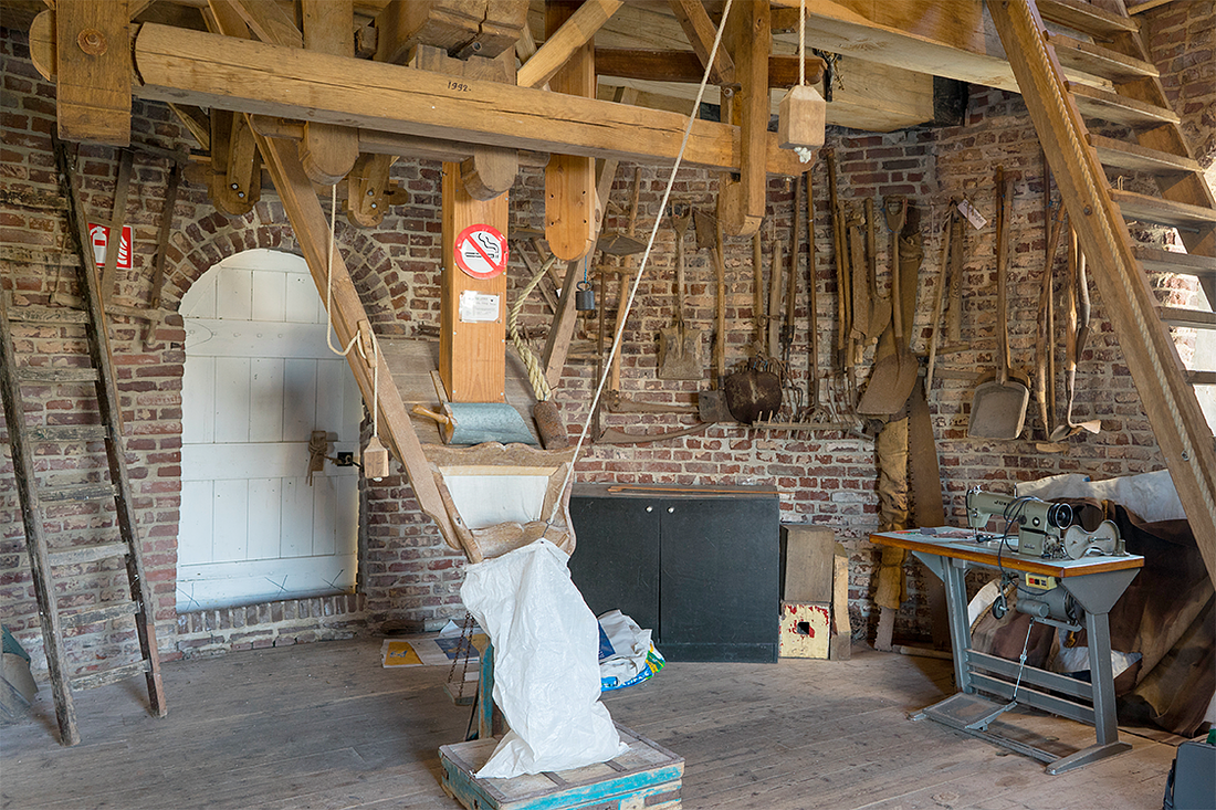 7, Molen 01966 De Vooruitgang (Oeffelt), Marcel van Nies (21-1-2017) | Database Nederlandse molens