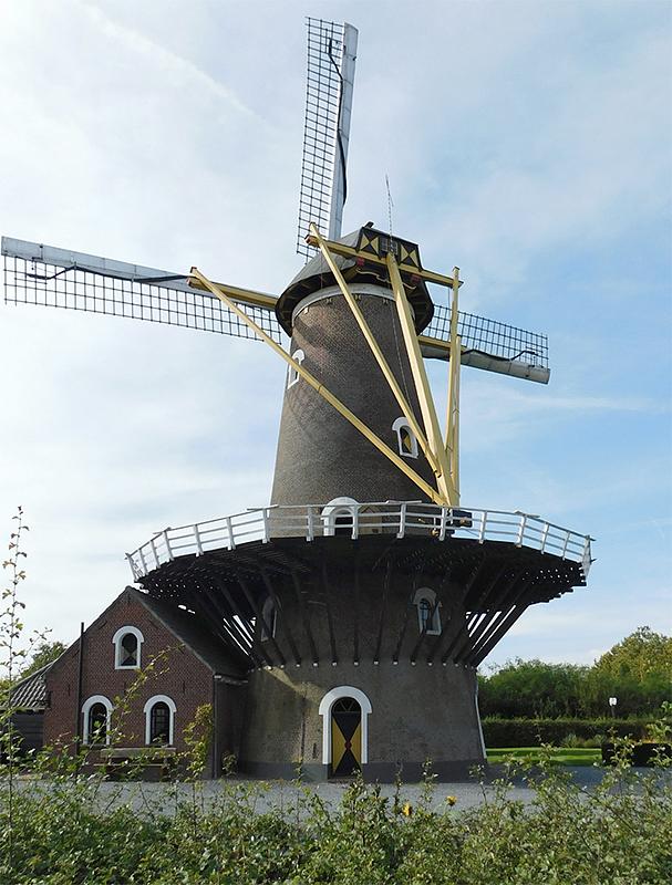 2, Molen 02616 De Korenaar (Oirschot), Piet Glasbergen (8-10-2018) | Database Nederlandse molens