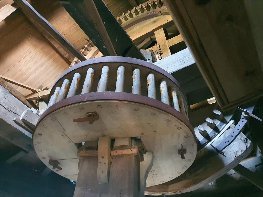 20, Molen 02010 Onvermoeid / Kerkhovense Molen (Oisterwijk), Pieter Zuijkerbuijk (26-10-2019) | Database Nederlandse molens