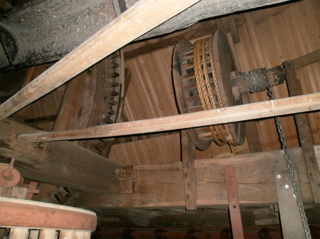 21, Molen 02010 Onvermoeid / Kerkhovense Molen (Oisterwijk), Dennis van Dijk (6-1-2018) | Database Nederlandse molens