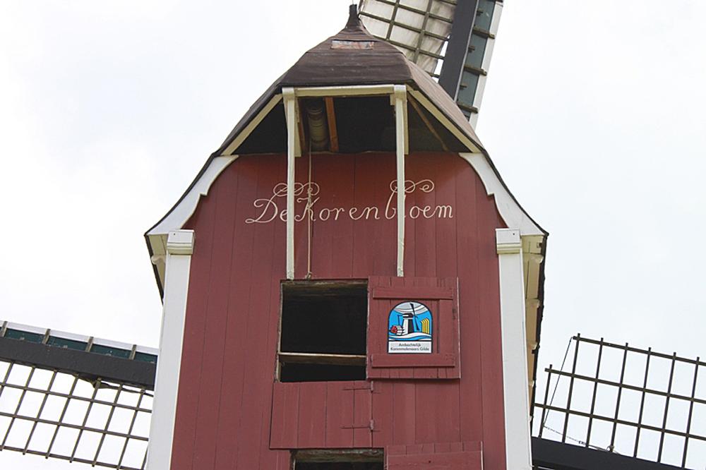 4, Molen 01951 De Korenbloem (Oploo), Louis Kleijberg (11-8-2012). | Database Nederlandse molens