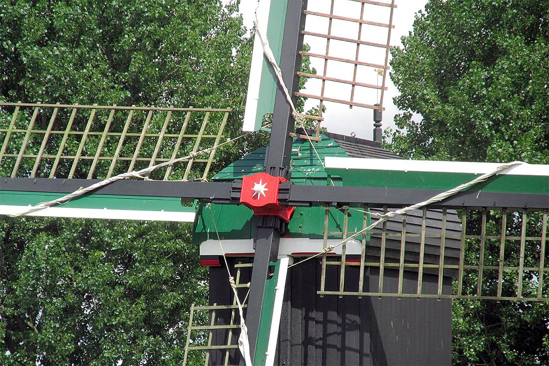 7, Molen 00361 Schoterveense molen (Haarlem), Piet Glasbergen (12-8-2013) | Database Nederlandse molens